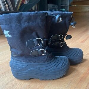 Sorel Kids Super Trooper Winter Boots size 11